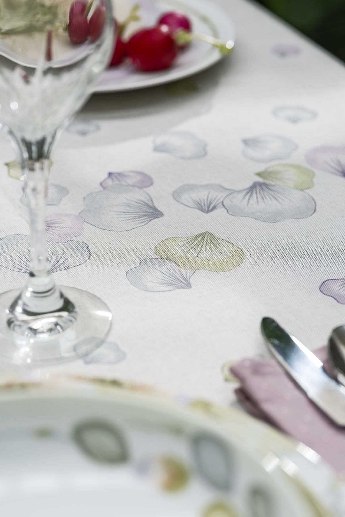 THUN® Tovaglia Antimacchia 8 Posti Bloom cm 150x200 Bloom Multicolor