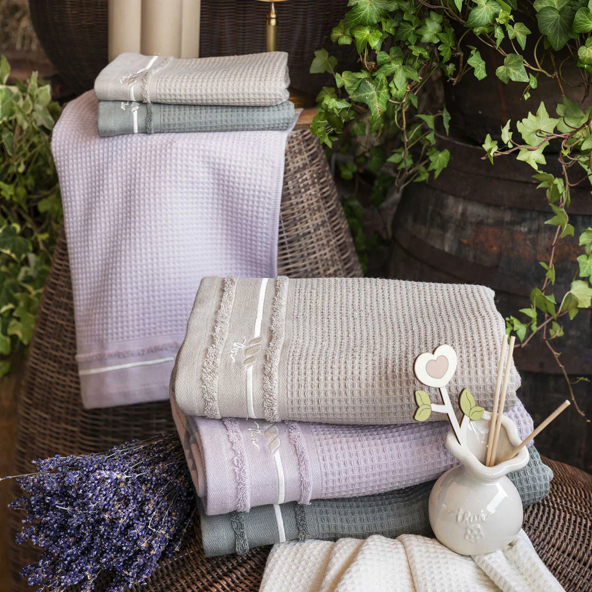 THUN® Set 2 Asciugamani Country Bloom 40x60 + 60x100 cm Tinta Unita Beige - Amo La Casa Shop