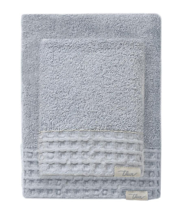 THUN® Set 2 Asciugamani Iconic Elegance 40x60 + 60x100 cm Tinta Unita Light Blue - Amo La Casa Shop