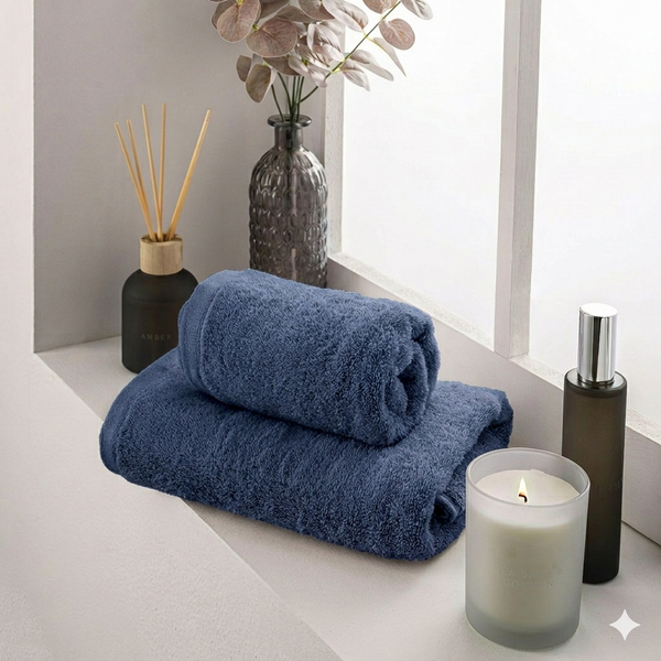 Set 2 Asciugamani in Spugna di Cotone Atelier Fragrance Standard Tinta Unita Blue
