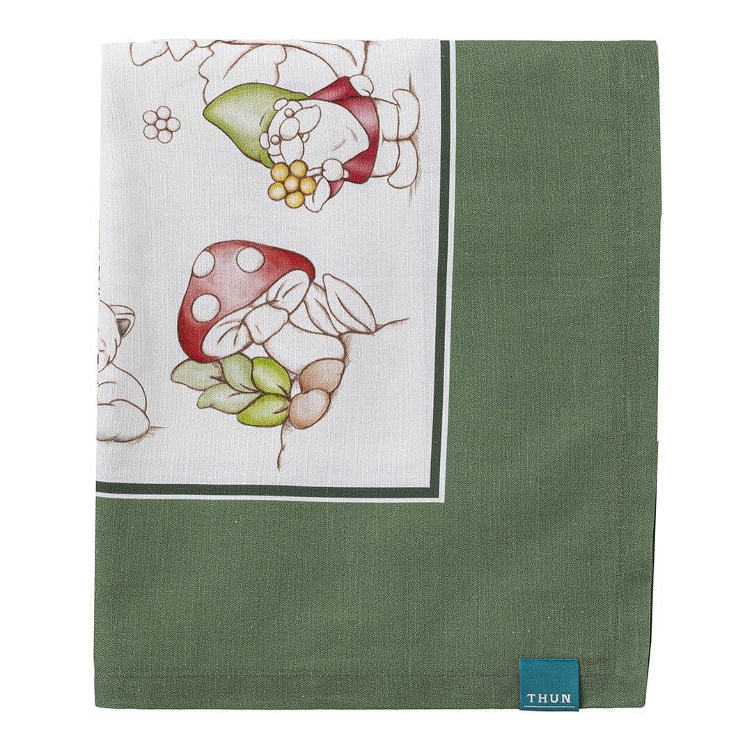 THUN® Tovaglia Inverno Incantato 6 posti 160x200 cm Gnomes Sage Green - Amo La Casa Shop
